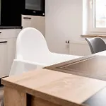 Nice2be Apartment *