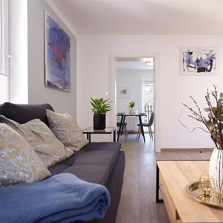 Nice2be Apartament *