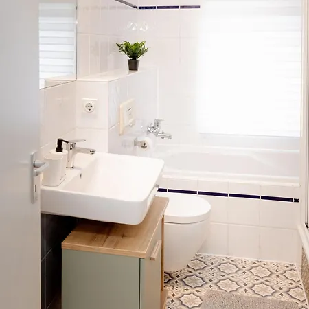 Nice2be * 奥格斯堡